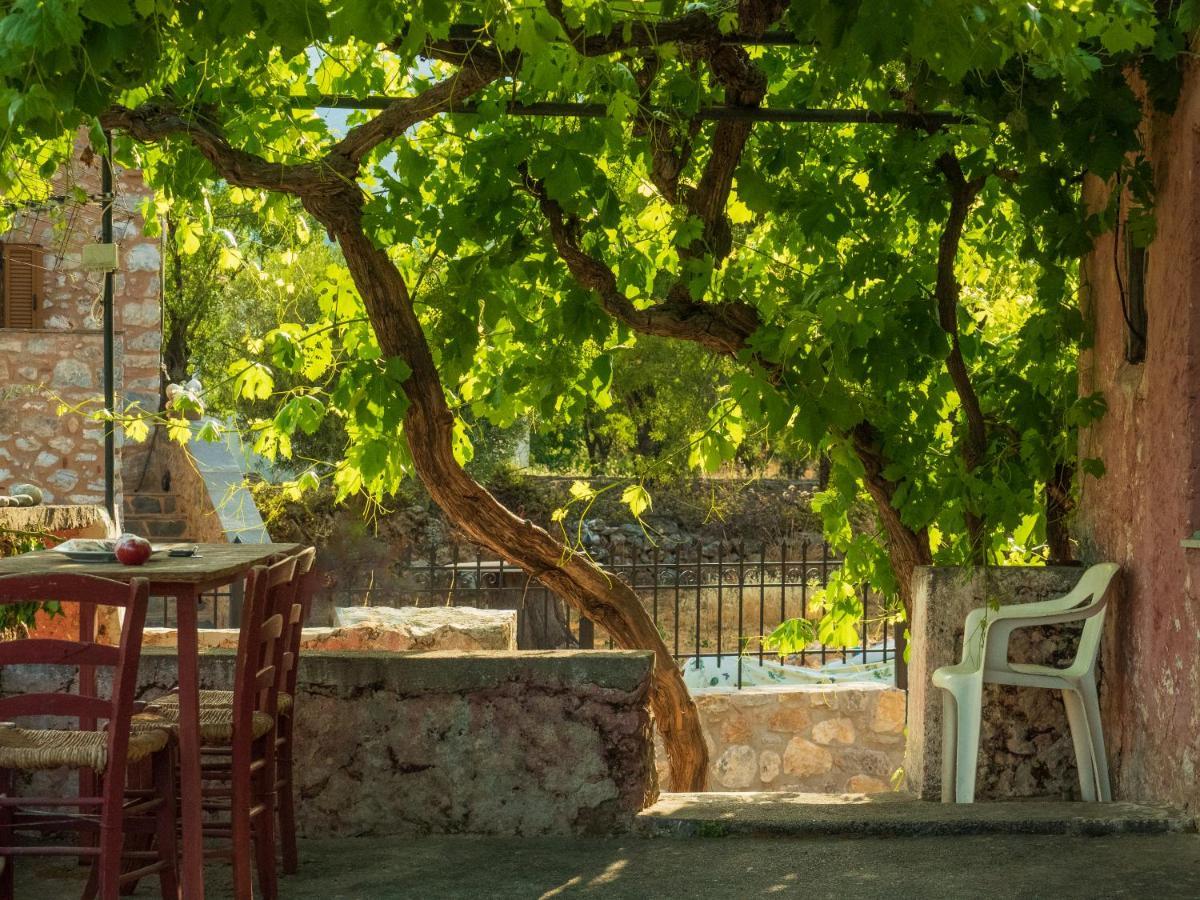 Vintage Stone-Built Country Cottage In Richea Kouloureika Ngoại thất bức ảnh