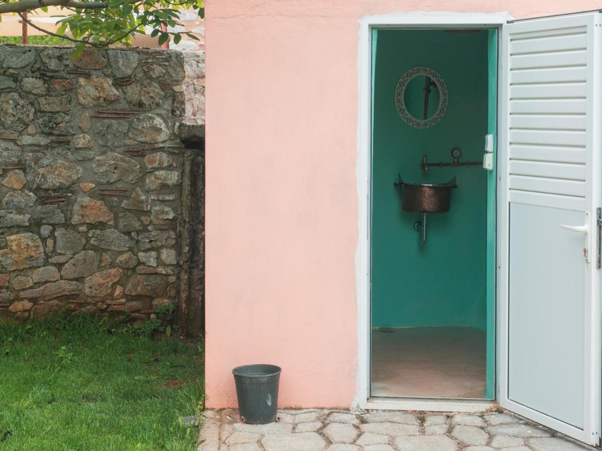 Vintage Stone-Built Country Cottage In Richea Kouloureika Ngoại thất bức ảnh