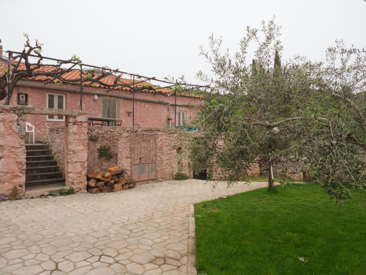 Vintage Stone-Built Country Cottage In Richea Kouloureika Ngoại thất bức ảnh