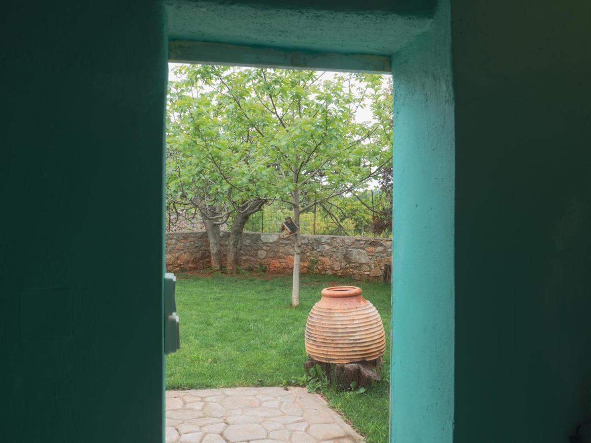 Vintage Stone-Built Country Cottage In Richea Kouloureika Ngoại thất bức ảnh